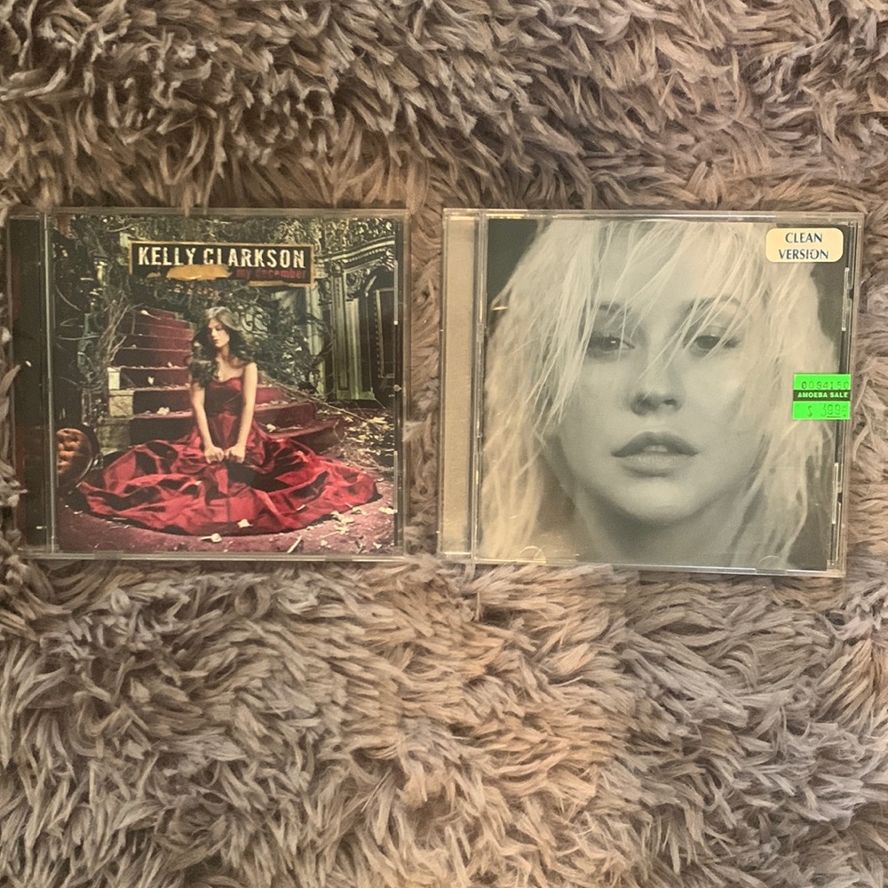 Kelly Clarkson and Christina Aguilera CDs Bundle